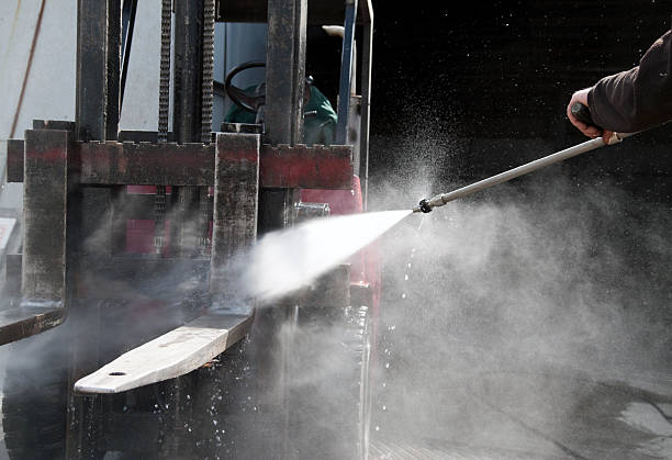 Best Driveway Pressure Washing  in Red Springs, NC